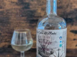 Eau-de-Vie de Poivre Rouge de Kampot